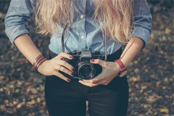 Sell Your Photos Online: 20 Ways to Make Money Selling Your Pictures
