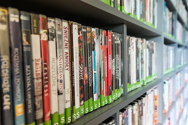 10 Ways to Get Fast Cash for Used Games, Books, CDs, DVDs & BlueRay