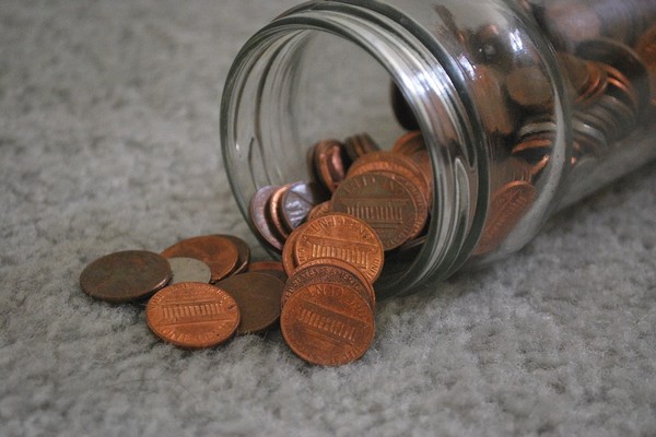 Invest Your Spare Change with These Awesome Apps