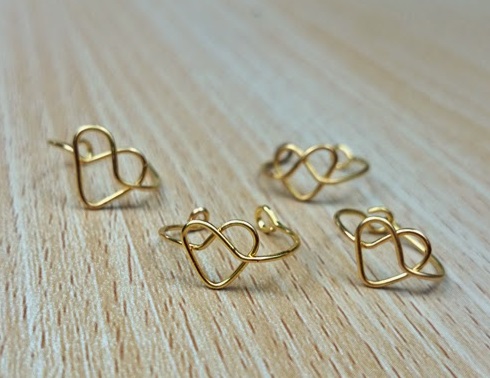 100 Impossibly Easy Diy Crafts To Make And Sell Moneypantry - delicate rings are really in fashion right now so these cute heart rings are perfect to make for your next ebay or etsy sale