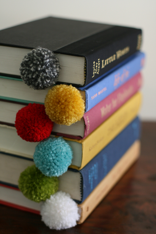yarn-ball-bookmarks