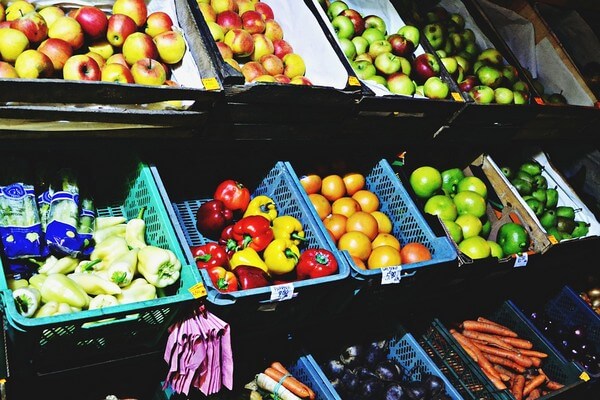 51 Ways to Save Money on Groceries (& Eat Healthy!)