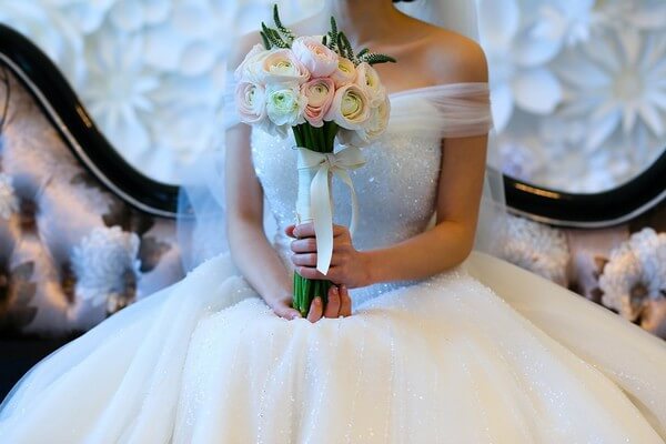 used wedding dress shops near me