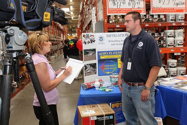 Home Depot Workshop: Why You Should Register for the Free Kids (& Adults) DIY Classes