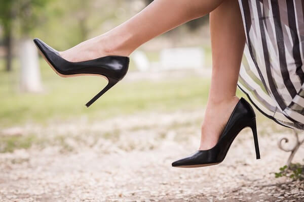 37 Best Places to Sell Shoes for Cash 
