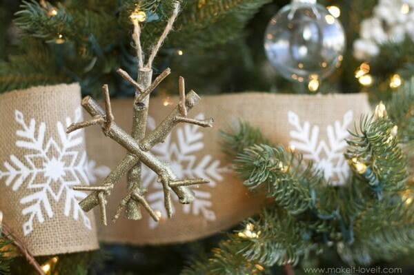 79 Easy Christmas Crafts to Make and Sell for Profit - MoneyPantry